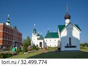 Спасо-Преображенский мужской монастырь в Муроме, Владимирская область, Россия (2018 год). Редакционное фото, фотограф Елена Коромыслова / Фотобанк Лори