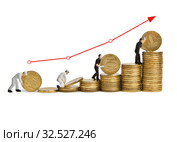 Little men working on the stairs of Russian coins. Stages of financial growth with chart. Стоковое фото, фотограф Элина Гаревская / Фотобанк Лори