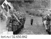 Архивное фото. Будни Советской армии (70-е годы прошлого века). Подведение итогов стрельб. Редакционное фото, фотограф Ирина Быстрова / Фотобанк Лори