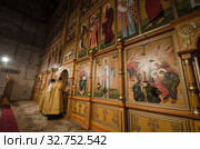 Северодвинск. Иконостас Никольского собора. Старинный храм Николо-Корельского монастыря. Россия, Архнгельская область (2019 год). Стоковое фото, фотограф Яковлев Сергей / Фотобанк Лори