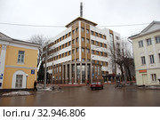 Административное здание. Калужский филиал ОАО «ЦентрТелеком». Театральная улица, 38, корпус 2. Город Калуга. Калужская область. Россия (2011 год). Редакционное фото, фотограф lana1501 / Фотобанк Лори