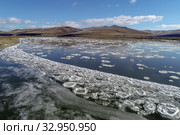 Река Онон, перед ледоставом. Забайкальский край (2018 год). Редакционное фото, фотограф Геннадий Соловьев / Фотобанк Лори