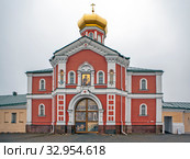 Церковь Филиппа Митрополита. Валдайский Иверский монастырь. Новгородская область. Валдайский район. Остров Сельвицкий (2019 год). Редакционное фото, фотограф Сергей Афанасьев / Фотобанк Лори