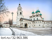 Введенский собор Толгского монастыря. Vvedensky Cathedral with the bell tower (2020 год). Стоковое фото, фотограф Baturina Yuliya / Фотобанк Лори