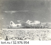 Самолеты Mitsubishi, G4M-2, Betty. На которых прибыла Японская делегация для подписания капитуляции во Второй мировой войне. Август 1945. Редакционное фото, фотограф WWII / Фотобанк Лори