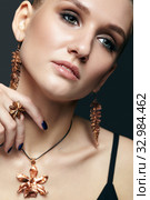 Beautiful woman with galvanic bijouterie. Стоковое фото, фотограф Сергей Пристяжнюк (Serg Zastavkin) / Фотобанк Лори