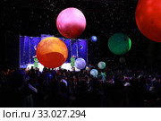 Снежное шоу Славы Полунина (2020 год). Редакционное фото, фотограф Татьяна Белова / Фотобанк Лори