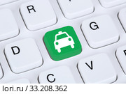 book a taxi online order on the internet. Стоковое фото, фотограф Markus Mainka / PantherMedia / Фотобанк Лори
