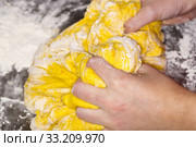 Hands in Saffron Bun Dough. Стоковое фото, фотограф Niklas Emmoth / PantherMedia / Фотобанк Лори