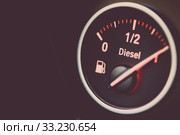 Fuel gauge - diesel. Стоковое фото, фотограф Mihai Barbu / PantherMedia / Фотобанк Лори