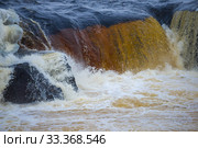 Порог водопада Воитский Падун крупным планом февральским днем. Карелия, россия (2019 год). Стоковое фото, фотограф Виктор Карасев / Фотобанк Лори
