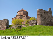 Jvari Monastery exterior, Mtskheta, Georgia (2019 год). Стоковое фото, фотограф EugeneSergeev / Фотобанк Лори