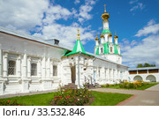 Спасская церковь в Свято-Введенском Толгском монастыре солнечным июльским днем. Ярославль, Золотое кольцо России (2016 год). Стоковое фото, фотограф Виктор Карасев / Фотобанк Лори