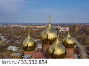 Golden domes of the Church of the Resurrection of Christ in the city of Vichuga, Ivanovo Region (2020 год). Стоковое фото, фотограф Валерий Смирнов / Фотобанк Лори