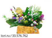 Easter basket from a flower arrangement on white background. Стоковое фото, фотограф Андрей Зык / Фотобанк Лори