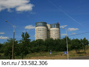 Бизнес-центр Sky Towers, Минск, Беларусь (2018 год). Стоковое фото, фотограф Марина Шатерова / Фотобанк Лори