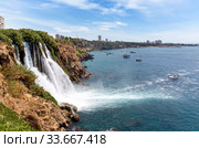 Водопад Дюден в Анталье. Турция (2019 год). Стоковое фото, фотограф Евгений Ткачёв / Фотобанк Лори