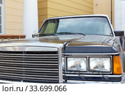 Роскошный лимузин советского производства ЗИЛ-41407 (2020 год). Редакционное фото, фотограф Евгений Ткачёв / Фотобанк Лори
