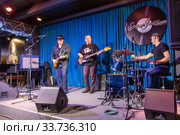 Концерт группы Modern Blues Band и известный гитарист Гия Дзагнидзе в джаз клубе "EverJazz". Екатеринбург. Редакционное фото, фотограф Евгений Ткачёв / Фотобанк Лори
