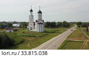 Церковь Владимира равноапостольного в Бурмистрово / Aerial video on Church of St. Vladimir Equal-to-apostles invillage Burmistrovo. Siberia, Russia (2020 год). Стоковое видео, видеограф Сергей Пристяжнюк (Serg Zastavkin) / Фотобанк Лори