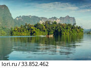 Cheow Lan lake in Thailand. Стоковое фото, фотограф Михаил Коханчиков / Фотобанк Лори