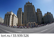 Многодневная шоссейная велогонка «Пять колец Москвы». Cycling Road Race "Five Rings of Moscow" (2014 год). Редакционное фото, фотограф Elena Popova / Фотобанк Лори