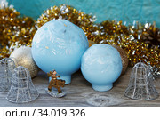 Decorative blue Handmade candles. Стоковое фото, фотограф Nataliia Zhekova / Фотобанк Лори