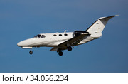 Private jet approaching landing. Стоковое фото, фотограф Яков Филимонов / Фотобанк Лори