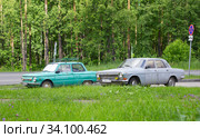 ЗАЗ 968М и ГАЗ 2410 (2020 год). Редакционное фото, фотограф Ельцов Владимир / Фотобанк Лори