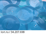 Советские гибкие грампластинки фирмы "Мелодия" (2020 год). Редакционное фото, фотограф Елена Орлова / Фотобанк Лори
