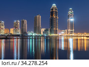 Doha, Qatar - Nov 22. 2019. District Qanat Quartier on Pearl Island. Редакционное фото, фотограф Володина Ольга / Фотобанк Лори