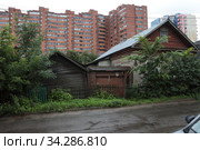 Жилые дома в Ивантеевке (2020 год). Редакционное фото, фотограф Дмитрий Неумоин / Фотобанк Лори