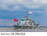 Россия. Санкт-Петербург. Военный корабль в акватории Финского залива  Противодиверсионный катер "Валерий Федянин" бортовой номер 941 (2020 год). Редакционное фото, фотограф Литвяк Игорь / Фотобанк Лори