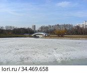 Парк Дружбы. Район Левобережный. Город Москва (2010 год). Стоковое фото, фотограф lana1501 / Фотобанк Лори