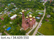 Top view of the Church of the Resurrection of Christ in the city of Vichuga, Ivanovo region, Russia (2020 год). Стоковое фото, фотограф Валерий Смирнов / Фотобанк Лори