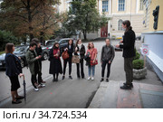Студенты МГУ факультета ППП Фотожурналистика при получениии выпускных дипломов (2020 год). Редакционное фото, фотограф Дмитрий Неумоин / Фотобанк Лори
