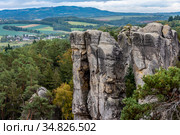 View of the rocks on the background of the valley in Bohemian Paradise (Czech: Cesky Raj) in Bohemia region in the Czech Republic (2016 год). Стоковое фото, фотограф Сергей Фролов / Фотобанк Лори
