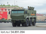 Российский бронеавтомобиль Тайфун К-63968 крупным планом. Фрагмент репетиции военного парада в честь Дня Победы. Санкт-Петербург (2020 год). Редакционное фото, фотограф Виктор Карасев / Фотобанк Лори