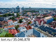 Вид с церкви Олевисте. Таллин, Эстония (2012 год). Редакционное фото, фотограф Александр Щепин / Фотобанк Лори
