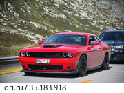 Dodge Challenger SRT (2019 год). Редакционное фото, фотограф Art Konovalov / Фотобанк Лори