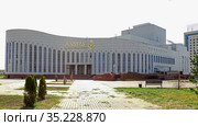 Многопрофильный культурно-развлекательный центр «Алатау» в Алма-Ате (2018 год). Редакционное фото, фотограф Михаил Старшов / Фотобанк Лори