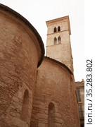 Eglise Sainte-Marie-Majeure de Bonifacio. Vertical photo (2018 год). Стоковое фото, фотограф EugeneSergeev / Фотобанк Лори