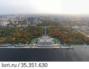 An aerial view shows on top of North River Terminal or Rechnoy Vokzal in Moscow, early September morning. Стоковое фото, фотограф Mikhail Starodubov / Фотобанк Лори