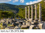 Athena temple in Priene, Turkey. Стоковое фото, фотограф Яков Филимонов / Фотобанк Лори