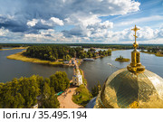 Panorama of the Nilo-Stolobensky desert in the Tver region on the background of lake Seliger from the dome of the Epiphany Cathedral of the monastery. Tver region, Russia (2014 год). Стоковое фото, фотограф Наталья Волкова / Фотобанк Лори