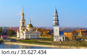 Невьянск, наклонная башня и собор (2014 год). Стоковое фото, фотограф NataMint / Фотобанк Лори