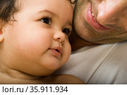 Baby girl and father. Стоковое фото, фотограф Shannon Fagan / Ingram Publishing / Фотобанк Лори