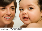 Mother and baby. Стоковое фото, фотограф Shannon Fagan / Ingram Publishing / Фотобанк Лори