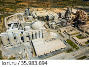 Top view of a cement factory near the city Bunol. Стоковое фото, фотограф Яков Филимонов / Фотобанк Лори