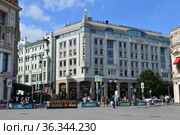 Бизнес-центр «Берлинский дом». Петровка, 5. Тверской район. Город Москва (2019 год). Редакционное фото, фотограф lana1501 / Фотобанк Лори